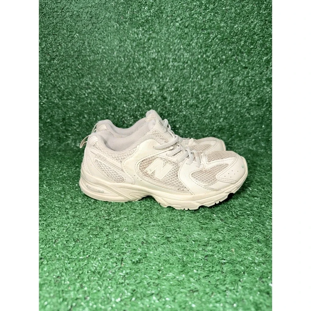 New Balance 530 Youth Kids Size 2Y Beige Walking Shoes Comfort Slip On Sneakers